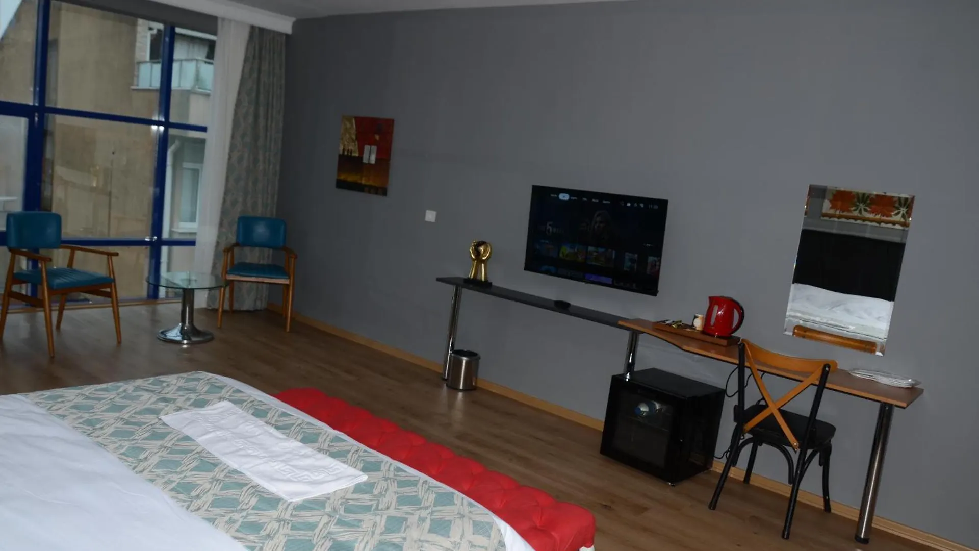 By Karam Suit Istanbul Homestay
