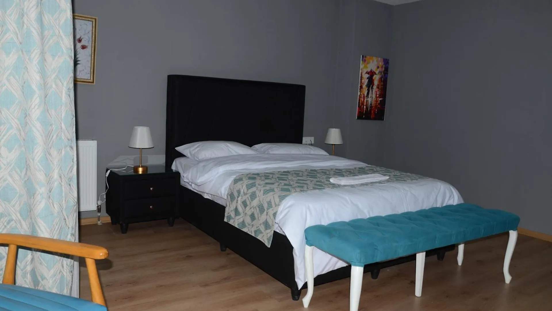By Karam Suit Istanbul Homestay